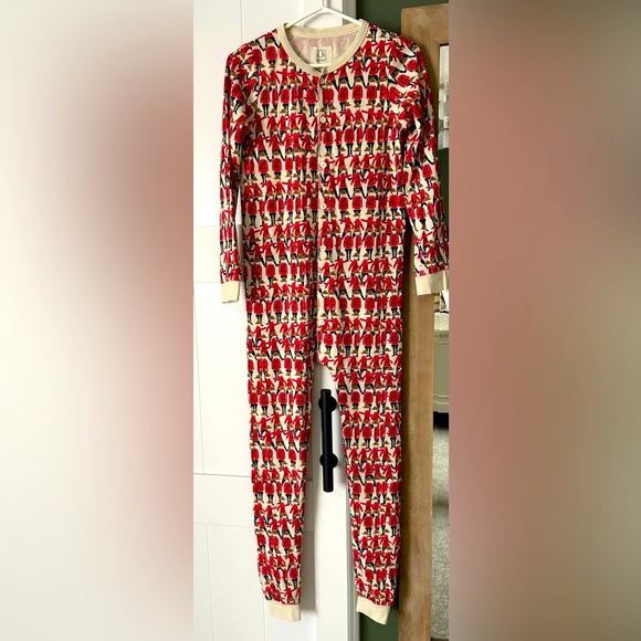 The cutest Adult Canadian Mounty / RCMP Onesie - Picture 1 of 5